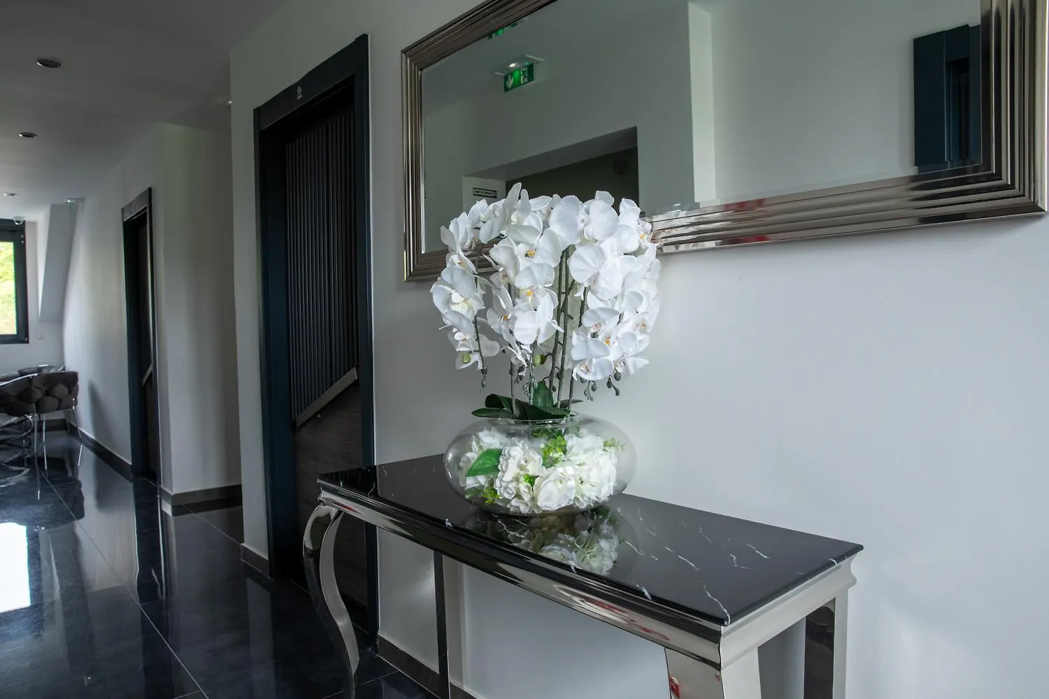 Room With Pool Access And Breakfast Included Near Beauvais Airport 0*,